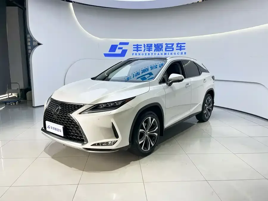 Lexus RX 2020 facelift 300 four-wheel drive elegant version 2022 — фото 1, купить с доставкой в Москву