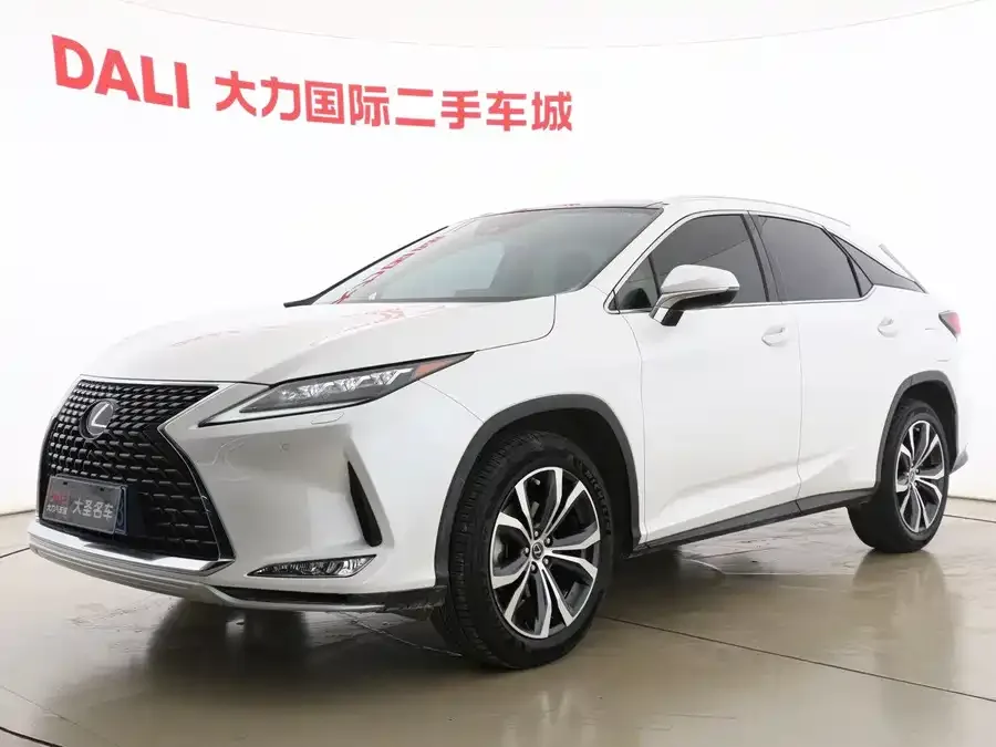 Lexus RX 2022