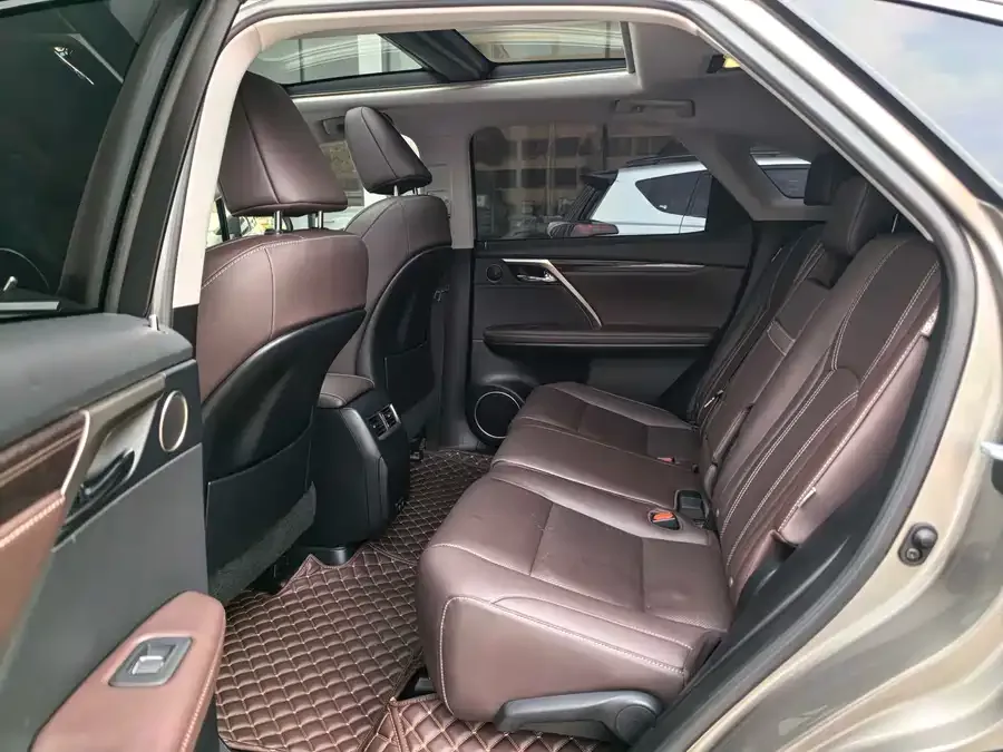 Lexus RX 2021 300 four-wheel drive special edition 2022 — миниатюра 2