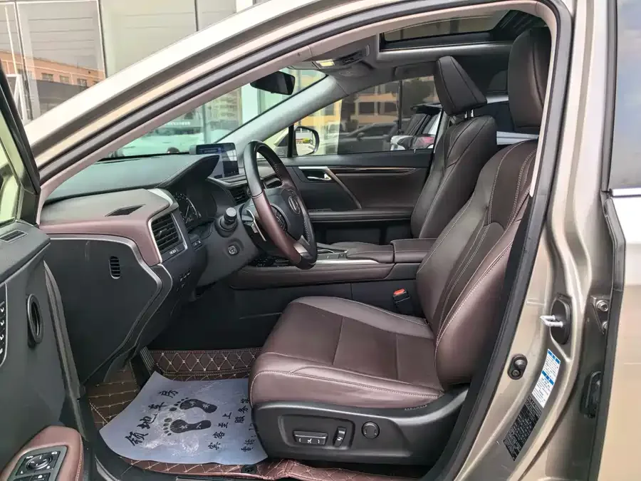 Lexus RX 2021 300 four-wheel drive special edition 2022 — миниатюра 4