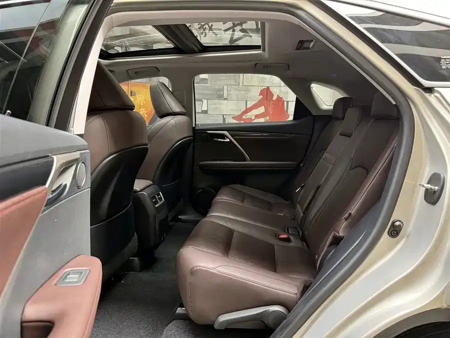 Lexus RX 2020 facelift 300 four-wheel drive elegant version 2022 — миниатюра 3