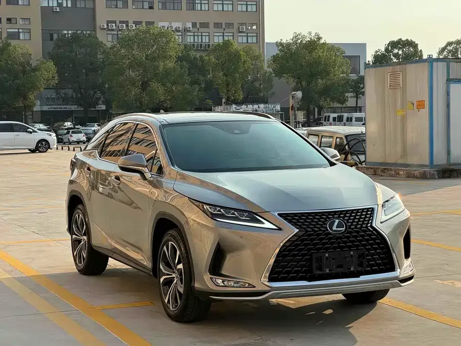 Lexus RX 2022