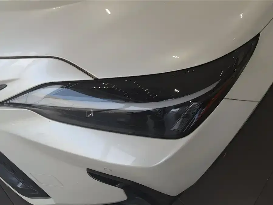 Lexus NX 2022 350h front-wheel drive Chuangchi version 2023 — миниатюра 2