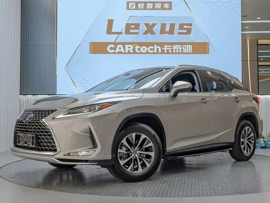 Lexus RX 2020 facelift 300 two-wheel drive comfort version 2022 — фото 1, купить с доставкой в Москву