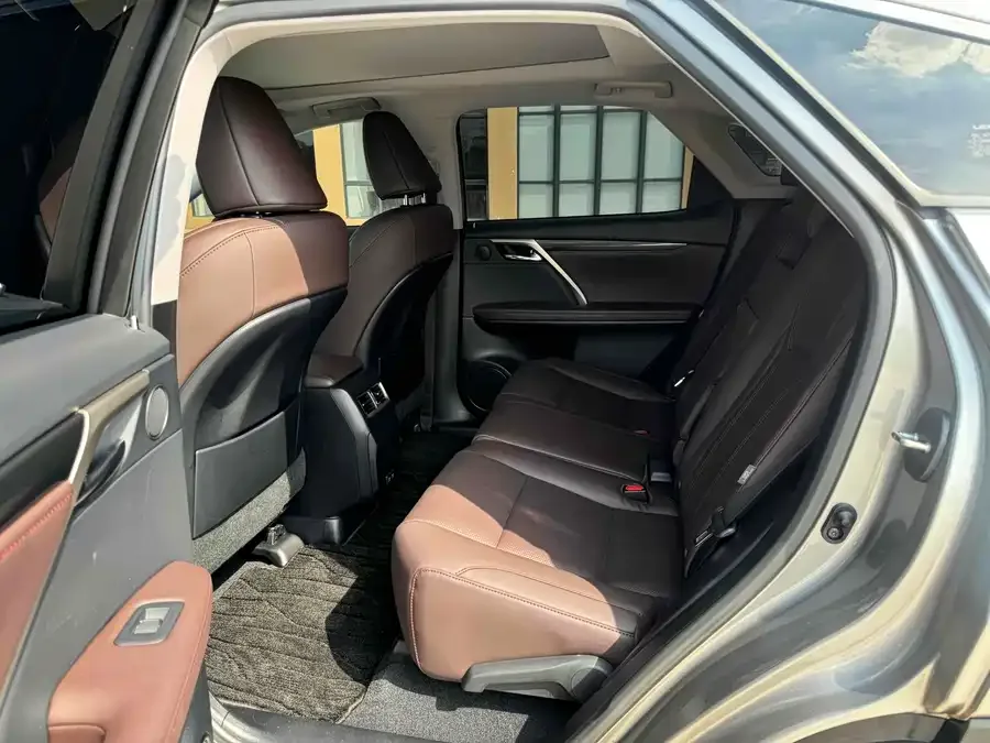 Lexus RX 2020 facelift 300 four-wheel drive elegant version 2023 — миниатюра 2