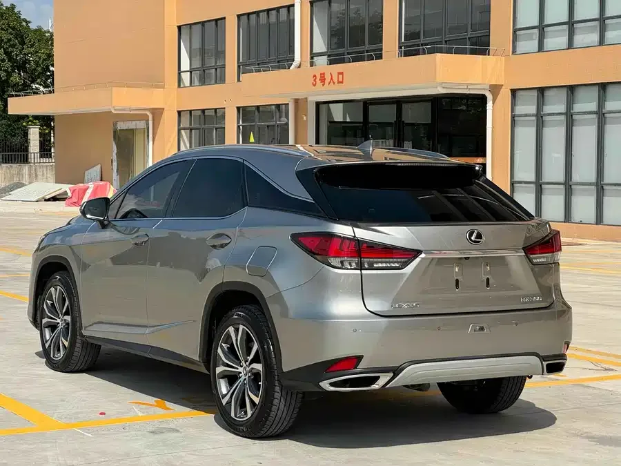 Lexus RX 2020 facelift 300 four-wheel drive elegant version 2023 — миниатюра 3