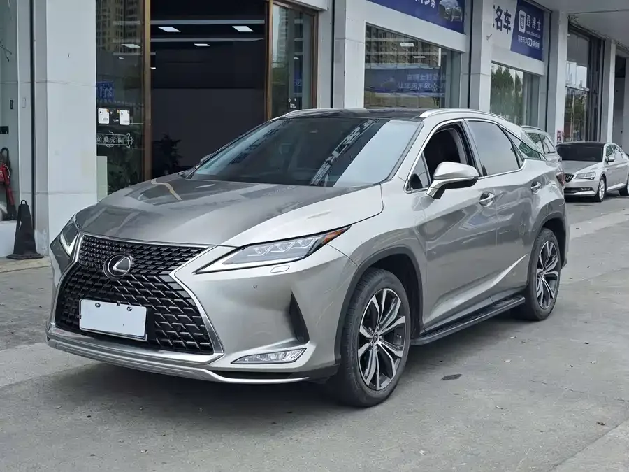 Lexus RX 2022