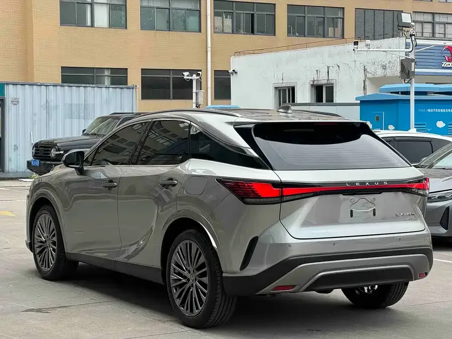 Lexus RX 2023 350h 4WD Pure Edition 2023 — миниатюра 5