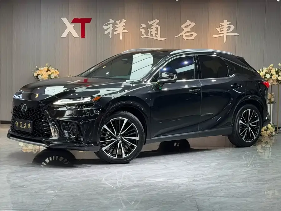 Lexus RX 2023