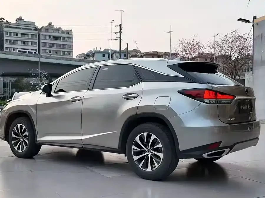 Lexus RX 2020 300 two-wheel drive comfort version China VI 2022 — миниатюра 3