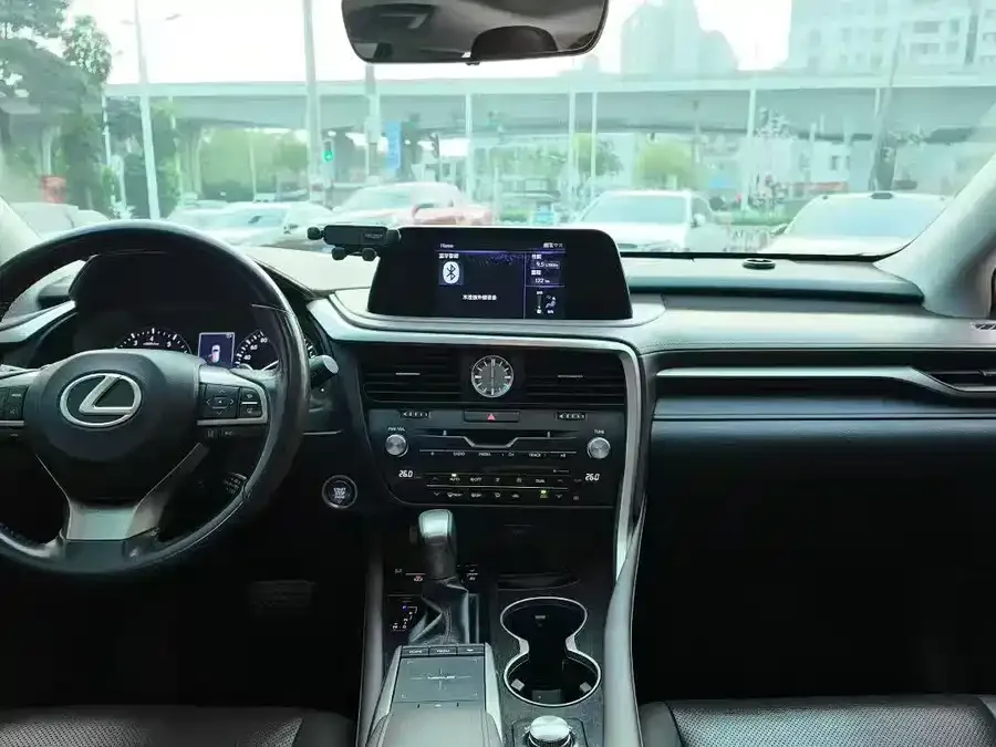 Lexus RX 2020 300 two-wheel drive comfort version China VI 2022 — миниатюра 4