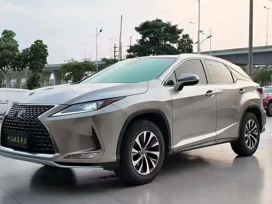 Lexus RX 2022