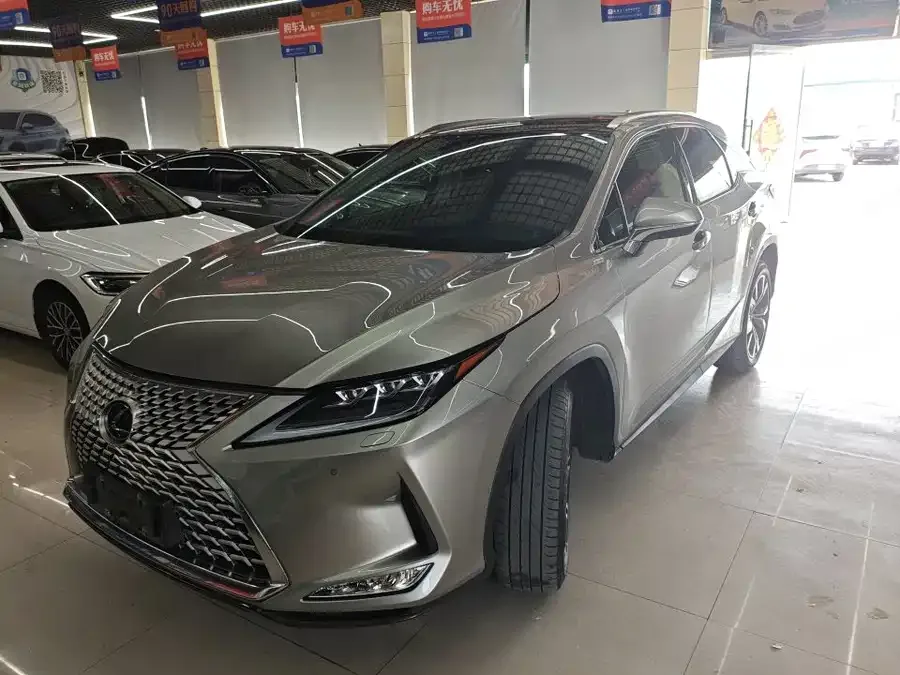 Lexus RX 2022