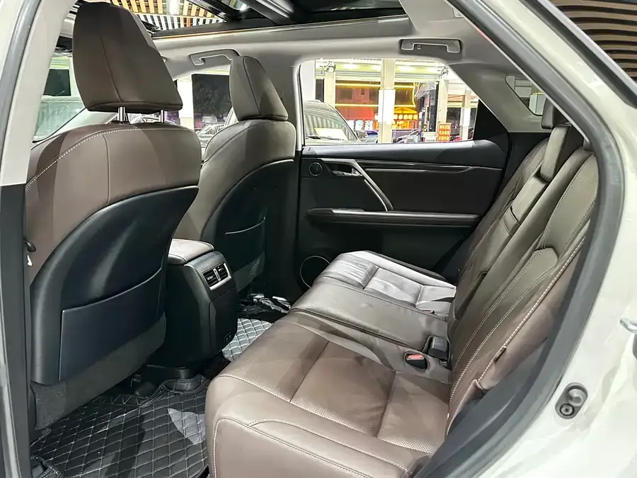 Lexus RX 2021 300 four-wheel drive special edition 2022 — миниатюра 3