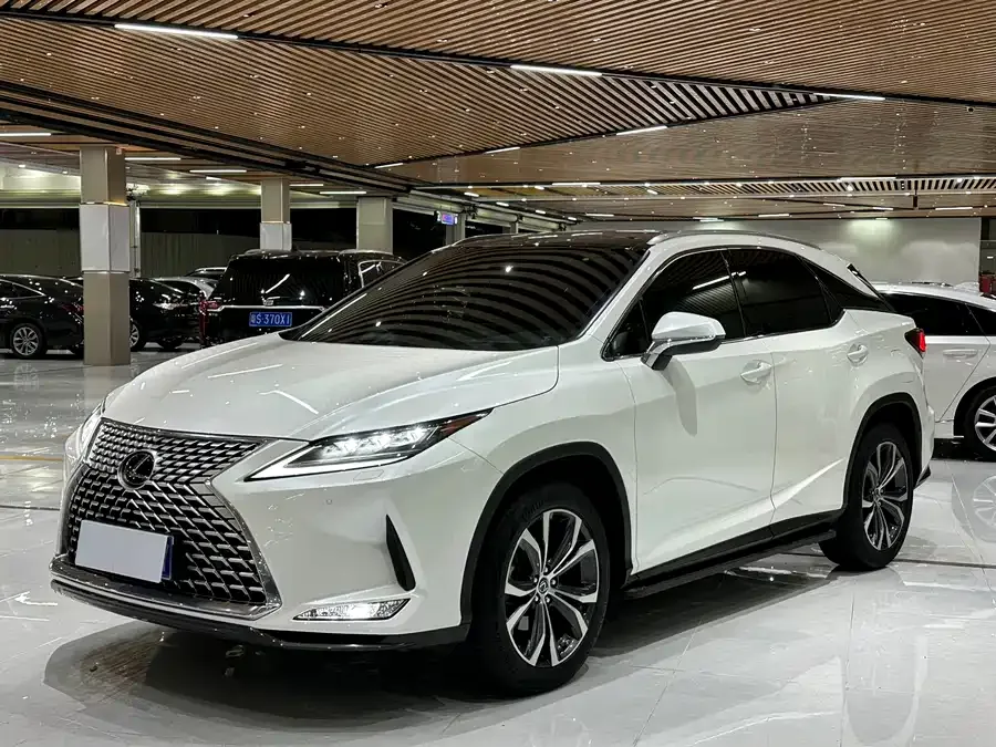 Lexus RX 2022