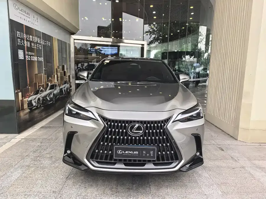 Lexus NX 2023