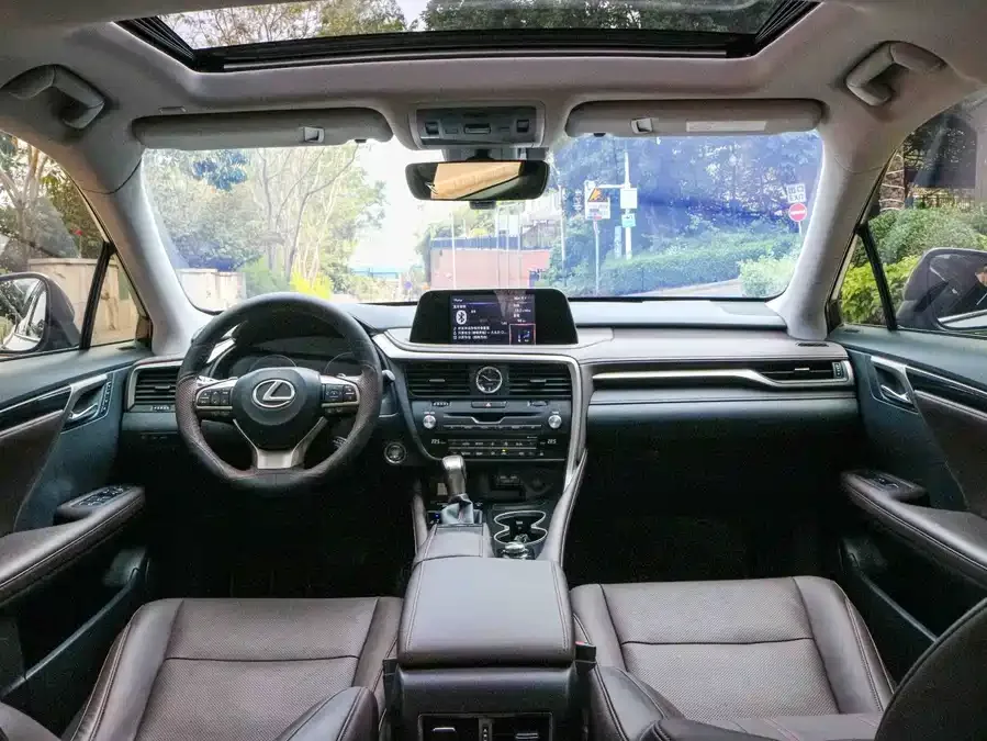 Lexus RX 2020 facelift 300 two-wheel drive comfort version 2022 — миниатюра 5