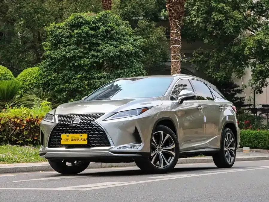 Lexus RX 2020 facelift 300 two-wheel drive comfort version 2022 — фото 1, купить с доставкой в Москву