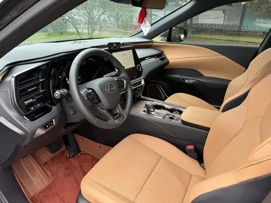 Lexus RX 2025 350h 2WD Enjoy Edition 2025 — миниатюра 3
