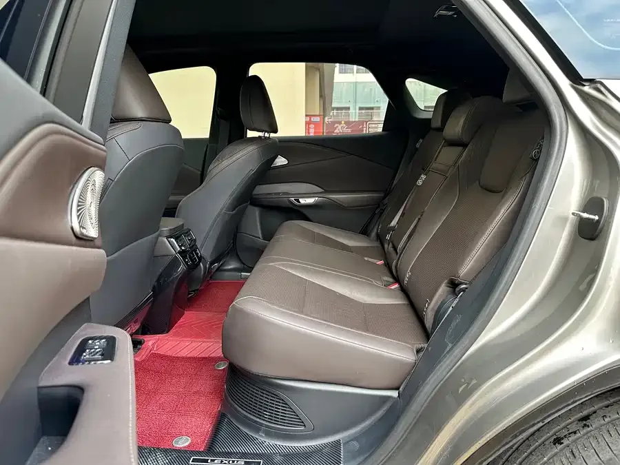 Lexus RX 2025 350h 2WD Comfort Edition 2024 — миниатюра 4