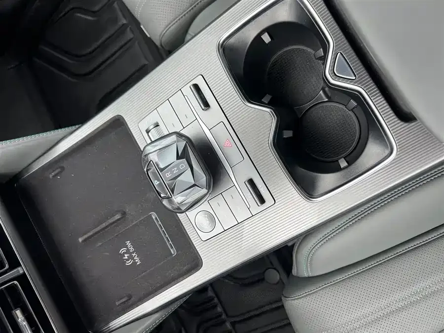 BYD Song L DM-i Song L DM-i 2025 Intelligent Driving Edition 160km Excellence Edition 2025 — миниатюра 5