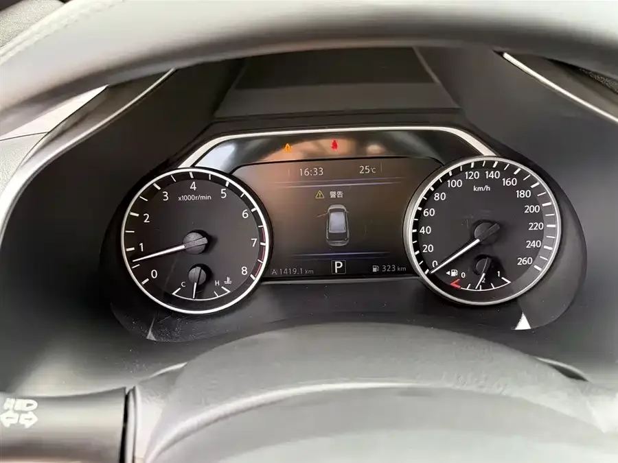 Nissan Murano Loulan 2021 2.5L XE 2WD Elite Edition 2022 — миниатюра 5
