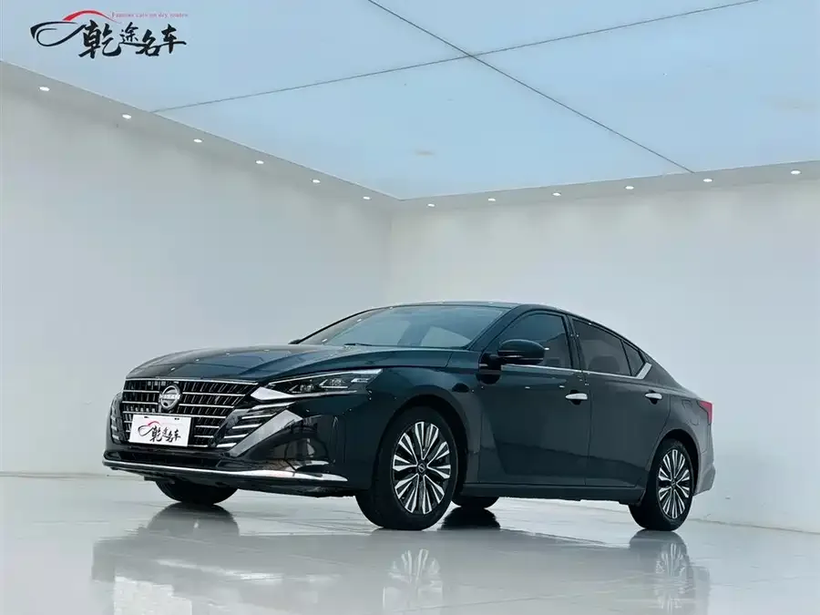 Nissan Altima 2023