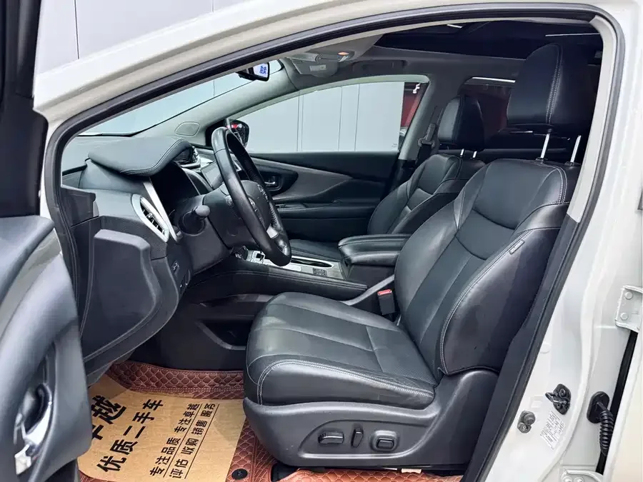 Nissan Murano Loulan 2021 2.5L XL 2WD Intelligent Linked Deluxe Edition 2022 — миниатюра 3