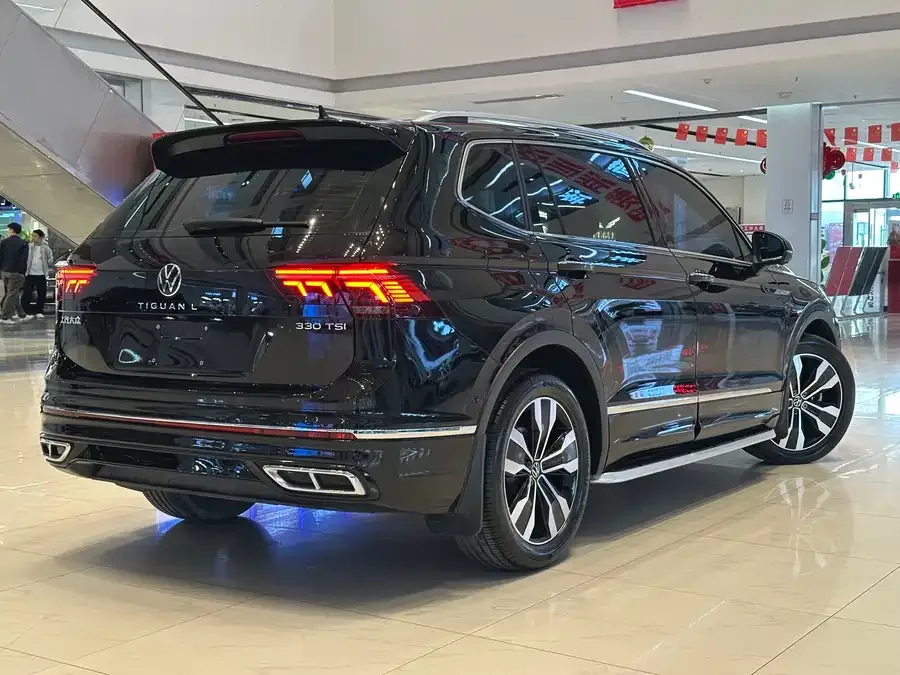 Volkswagen Tiguan L Tiguan L 2023 330TSI Automatic 2WD R-Line Enjoy Edition 2023 — миниатюра 2