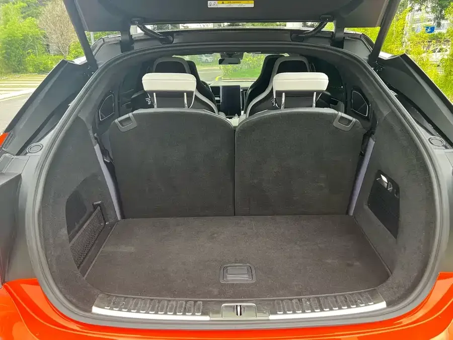 HiPhi X HiPhi X 2021 flagship version 6-seater 2022 — миниатюра 3