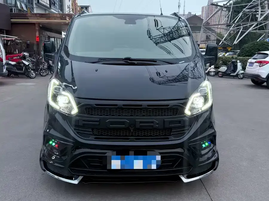 Ford Tourneo 2023