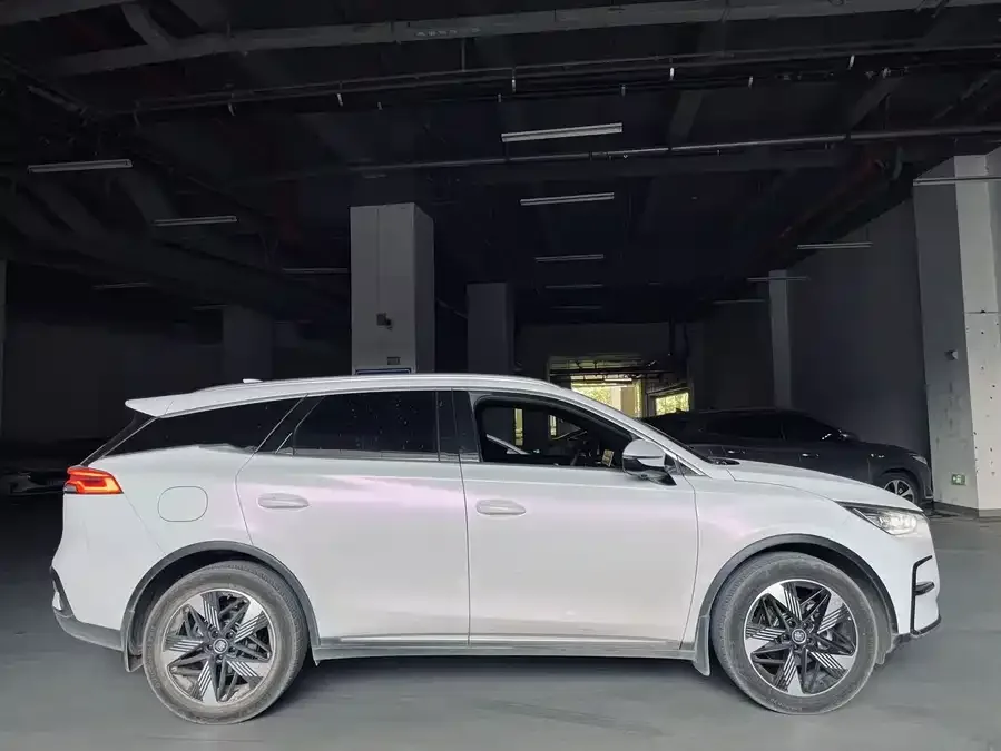BYD Tang New Energy Tang New Energy 2023 DM-i Champion Edition 112KM Premium Edition 2023 — миниатюра 5
