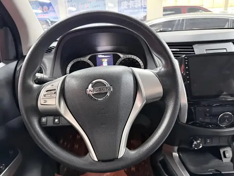 Nissan Terra 2020 Terra 2.5L XL Upper 4WD Automatic 4WD Luxury Edition 2022 — миниатюра 4