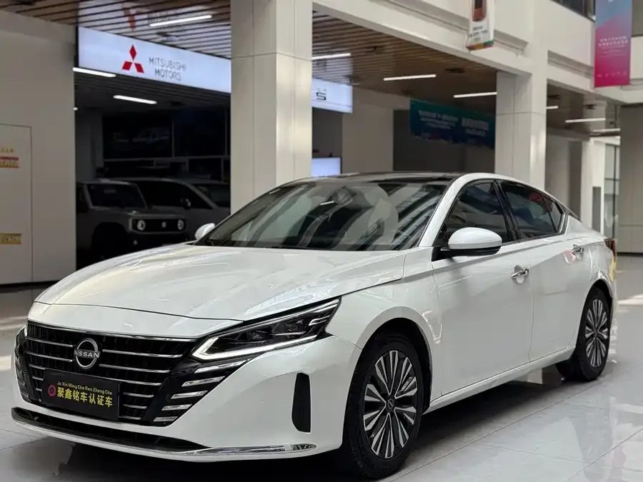 Nissan Altima 2023
