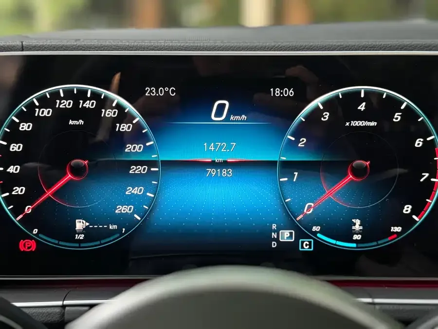 Mercedes-Benz GLE (Imported) Mercedes-Benz GLE (Imported) 2022 GLE 350 4MATIC Fashion Model 2022 — миниатюра 2