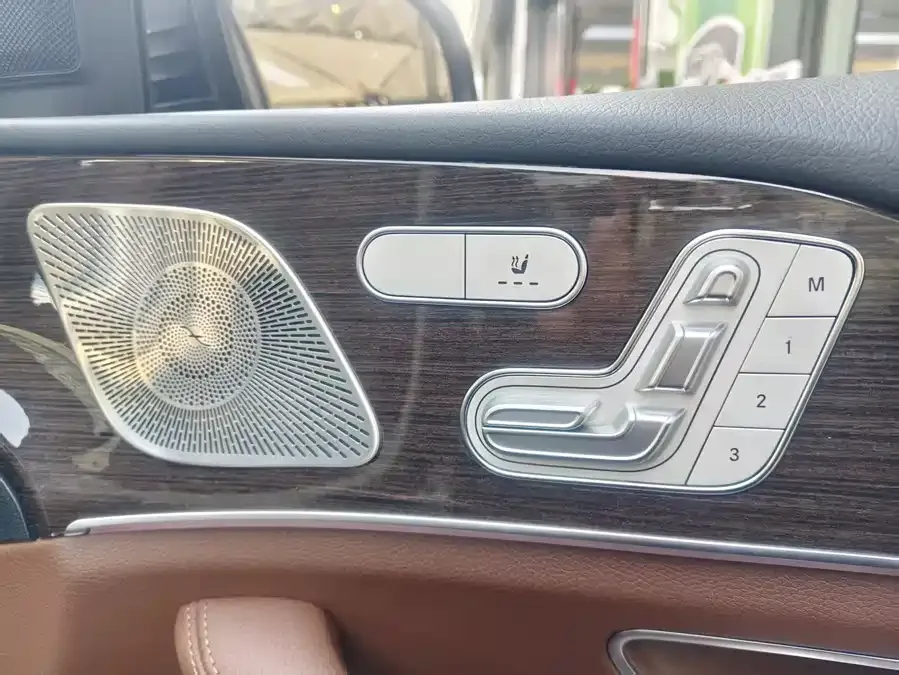 Mercedes-Benz GLE (Imported) Mercedes-Benz GLE (Imported) 2024 GLE 350 4MATIC Fashion Model 2025 — миниатюра 3