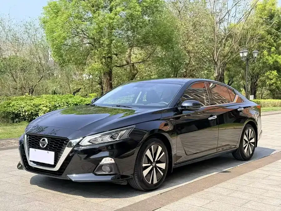 Nissan Altima 2022