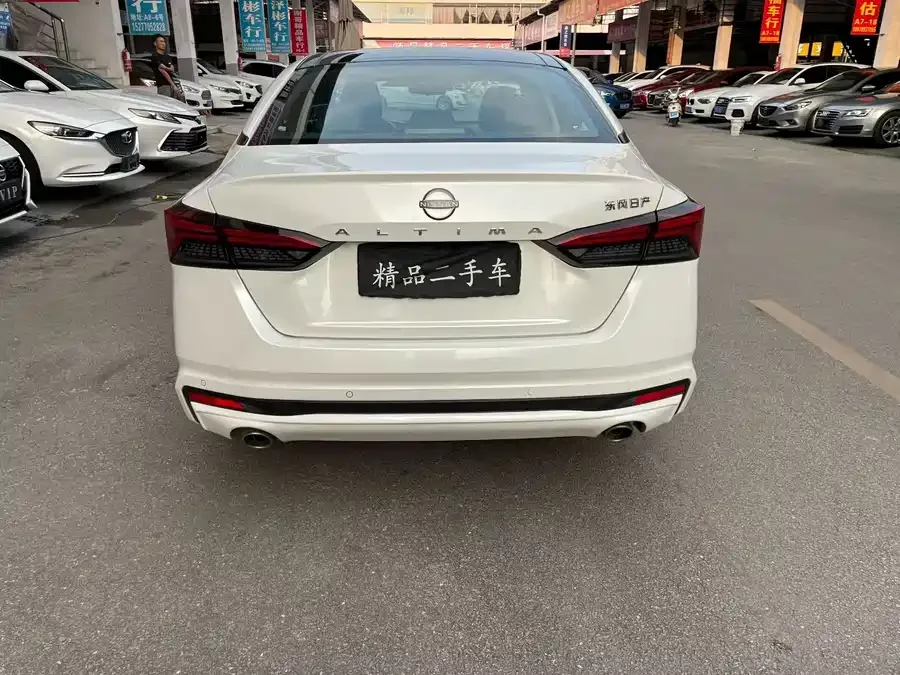 Nissan Altima 2022 Teana 2.0L XL-TLS Enjoy Edition 2023 — миниатюра 3