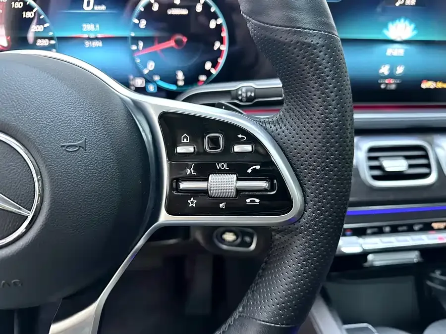 Mercedes-Benz GLE (Imported) Mercedes-Benz GLE (Imported) 2022 GLE 350 4MATIC Fashion Model 2022 — миниатюра 4
