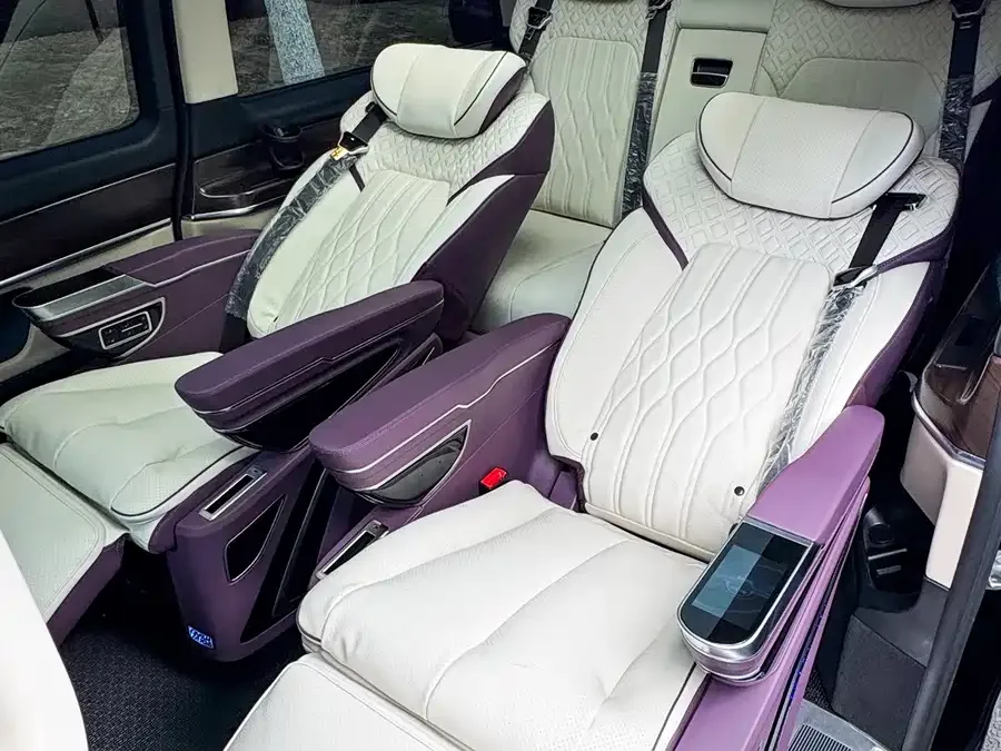 Mercedes-Benz Class V Mercedes-Benz V-Class 2022 V 260 Pilot Edition 2023 — миниатюра 4