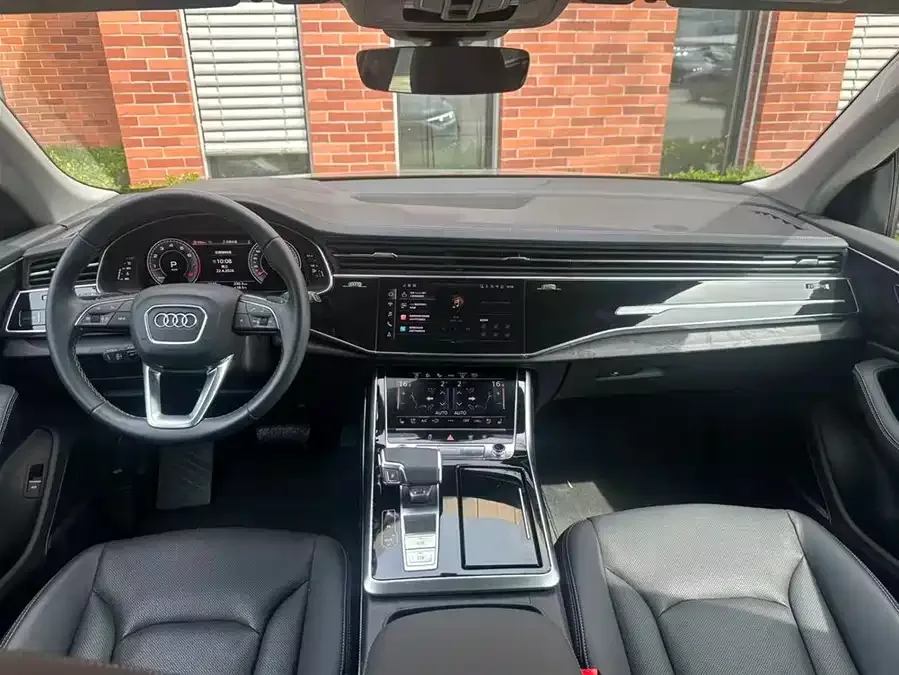 Audi Q8 2024 55 TFSI Luxury Dynamic Edition 2025 — миниатюра 3