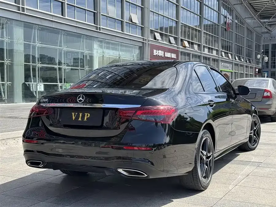 Mercedes-Benz E-Class Mercedes-Benz E-Class (Imported) 2023 E 260 Fashion Sports Edition 2023 — миниатюра 2