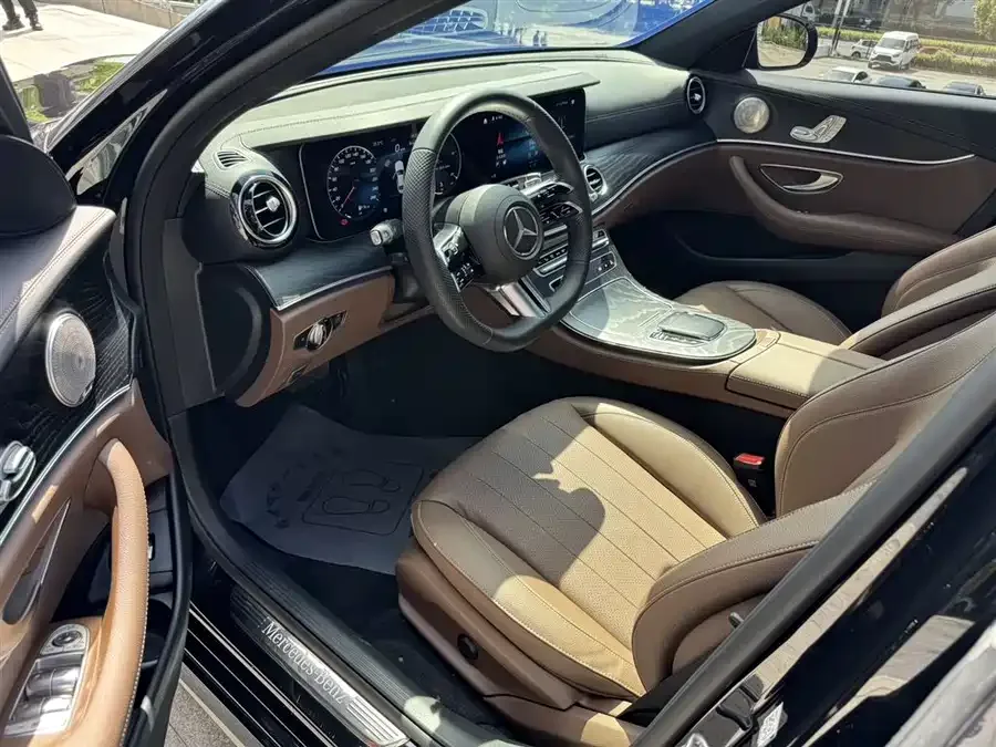 Mercedes-Benz E-Class Mercedes-Benz E-Class (Imported) 2023 E 260 Fashion Sports Edition 2023 — миниатюра 3
