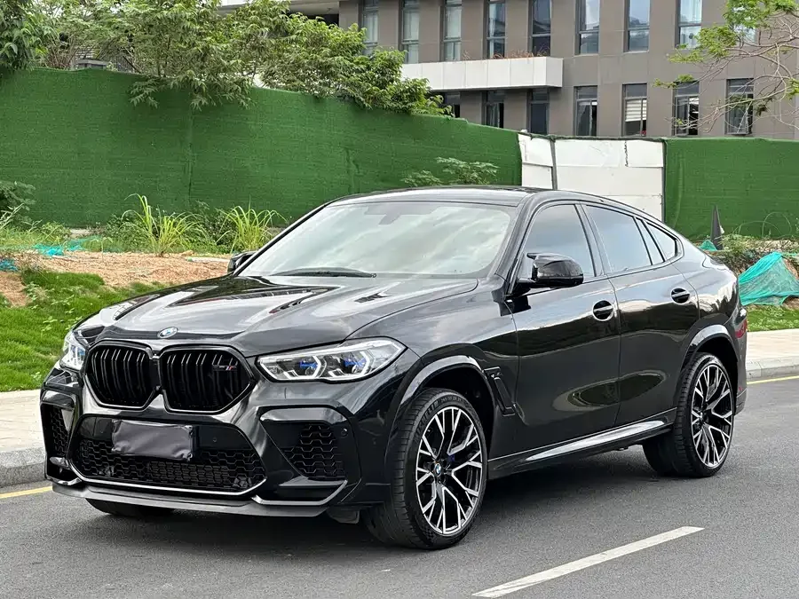 BMW X6 M 2022