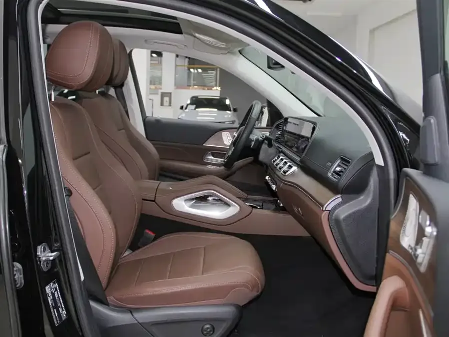Mercedes-Benz GLE (Imported) Mercedes-Benz GLE (Imported) 2024 GLE 450 4MATIC Fashion Model 2024 — миниатюра 3