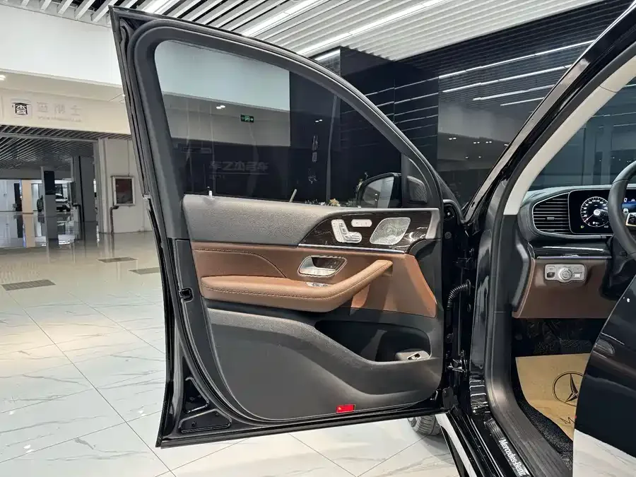 Mercedes-Benz GLE (Imported) Mercedes-Benz GLE (Imported) 2024 Facelift GLE 350 4MATIC Fashion Model 2024 — миниатюра 3