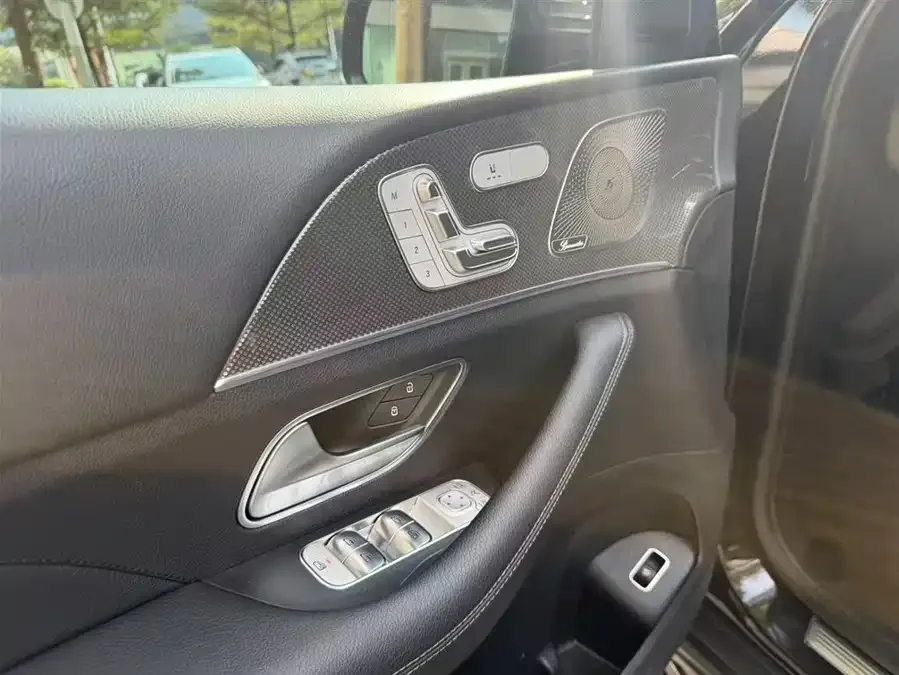Mercedes-Benz GLE (Imported) Mercedes-Benz GLE (Imported) 2022 GLE 450 4MATIC Luxury 2023 — миниатюра 3