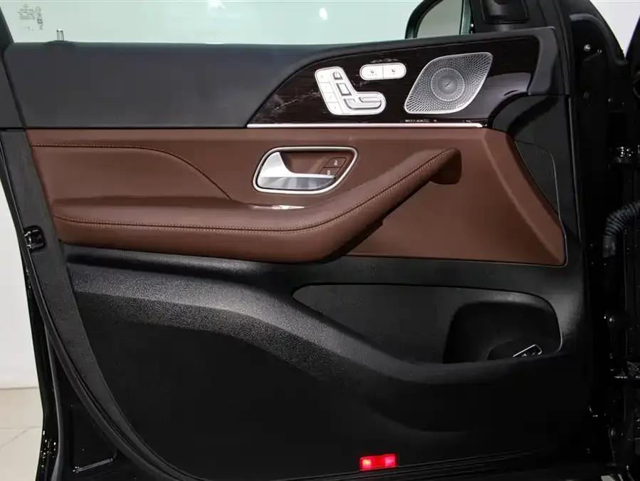 Mercedes-Benz GLE (Imported) Mercedes-Benz GLE (Imported) 2024 GLE 350 4MATIC Fashion Model 2024 — миниатюра 4