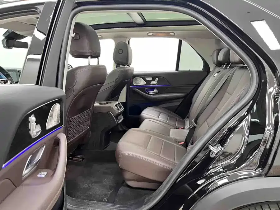 Mercedes-Benz GLE (Imported) Mercedes-Benz GLE (Imported) 2022 GLE 350 4MATIC Fashion Model 2022 — миниатюра 3