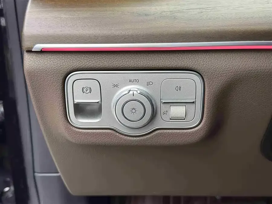 Mercedes-Benz GLE (Imported) Mercedes-Benz GLE (Imported) 2024 GLE 450 4MATIC Fashion Model 2024 — миниатюра 5